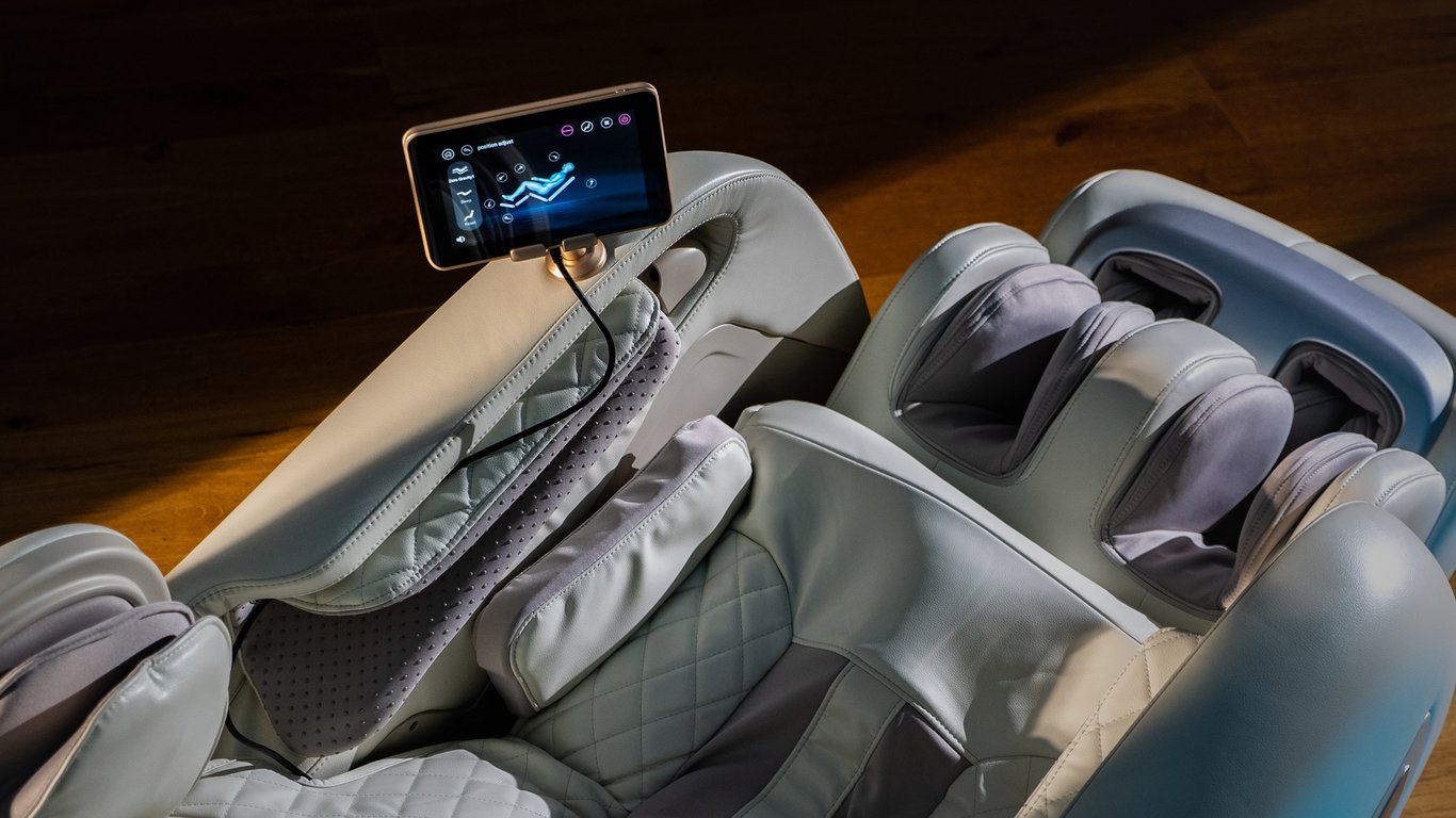 LUXURY II Massage Chair