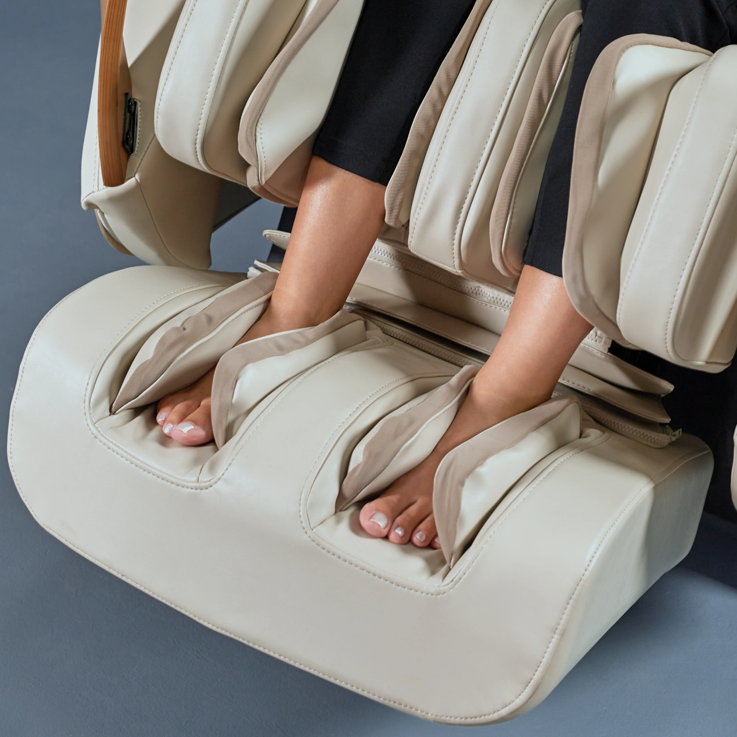 CIRRUS II Japanese massage chair