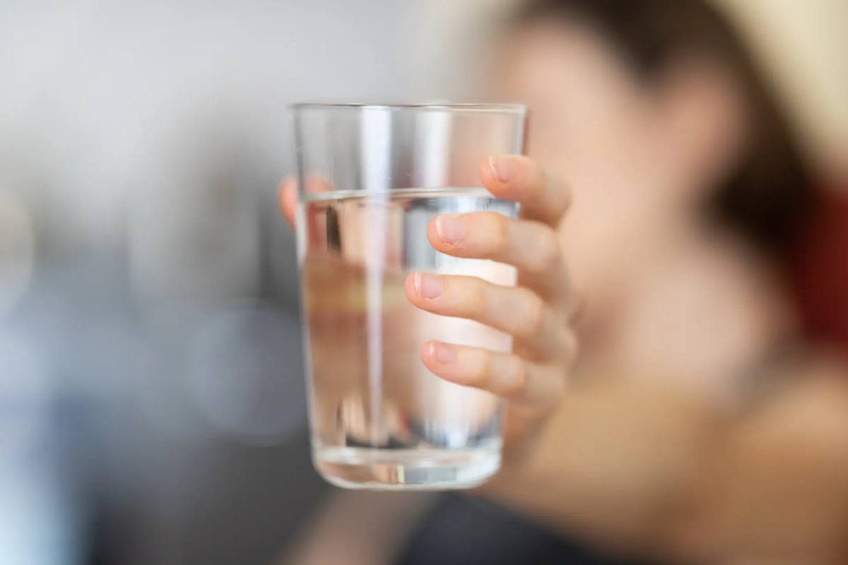 Waarom moet je water drinken na een massage?