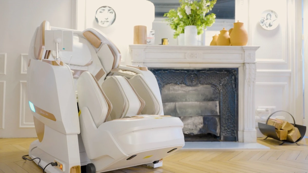 Komoder Massage Chairs White Glove Delivery Europe